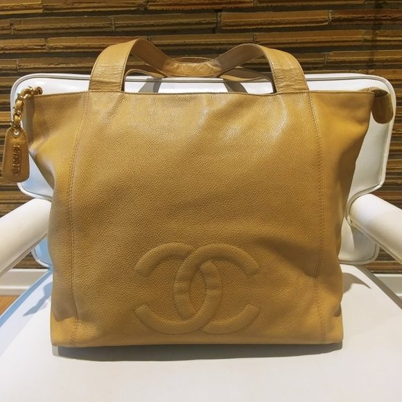CHANEL Timeless Shopping Tote.  5177271 - Picture 1 of 14